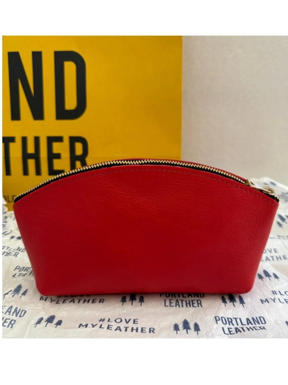 NWT Portland Leather Goods PLG Eclipse Makeup Bag in Cherry Red